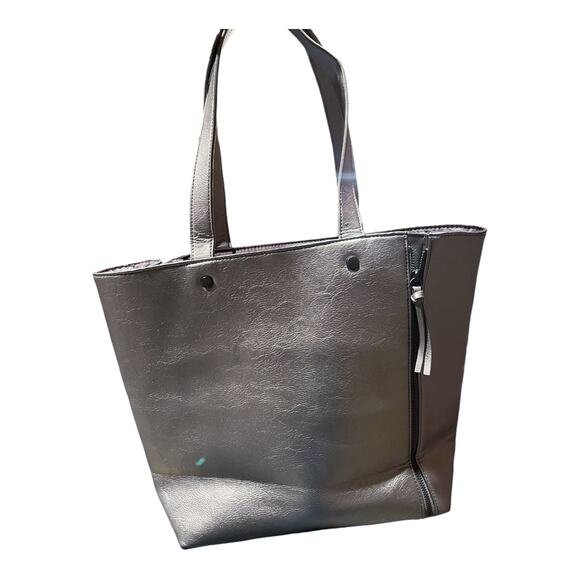 NEIMAN MARCUS Large Silver Tote Dual Handle Expandable Zippers Bucket Lined - Picture 5 of 11